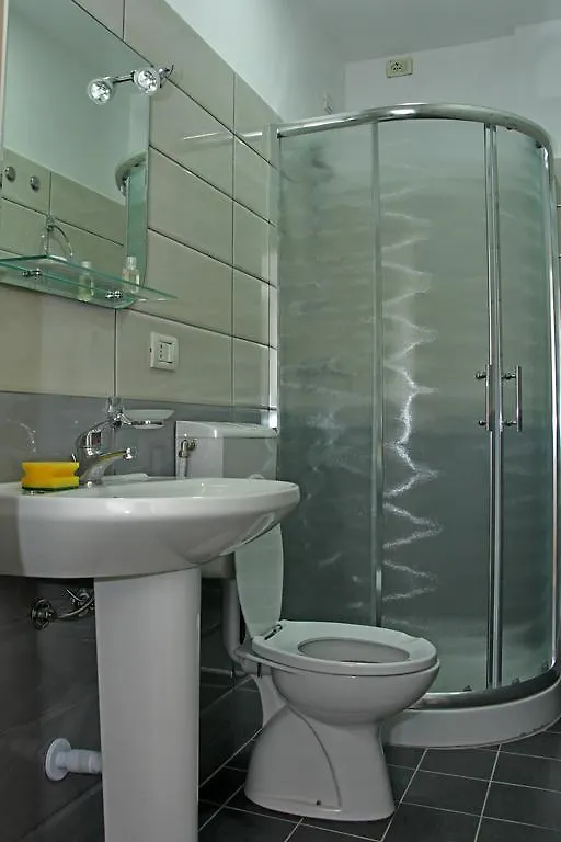 ***  Hotel Vila Giorgio Szkodra Albania